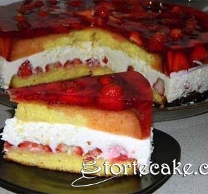 Torta sa jagodama i sirom